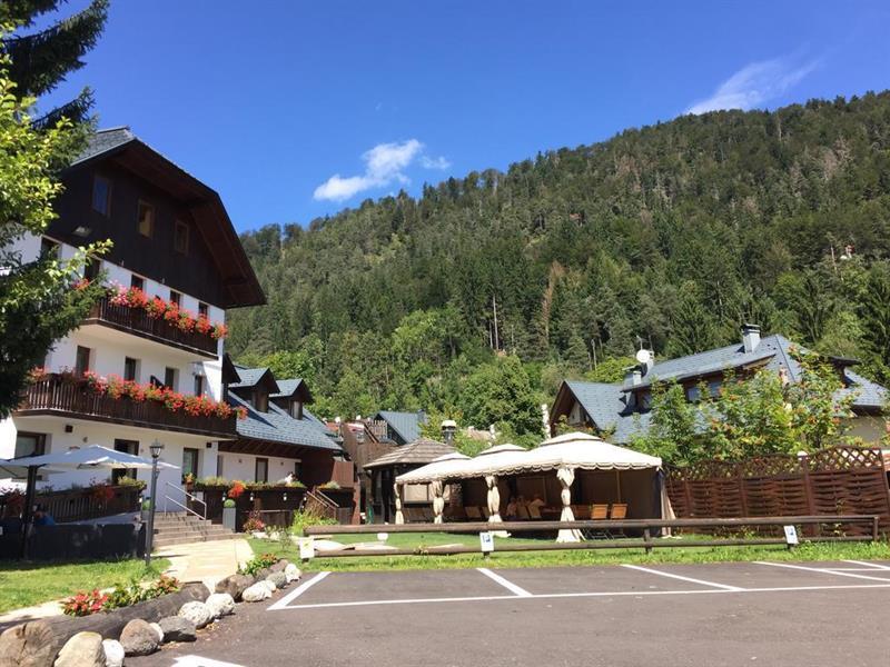 Hotel Tarvisio Four Seasons Buitenkant foto
